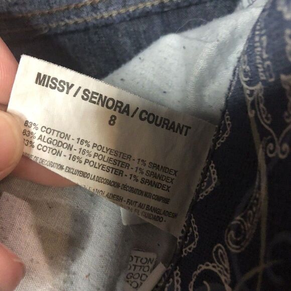 BANDOLINO BOHEME CAPRI JEANS WOMEN'S SIZE 8 STRETCH CUFFED HEM DARK WASH - Picture 5 of 11